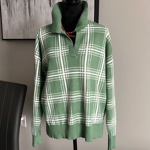 Woman’s Max Studio winter sweater green light cream check waist sweater XL stret